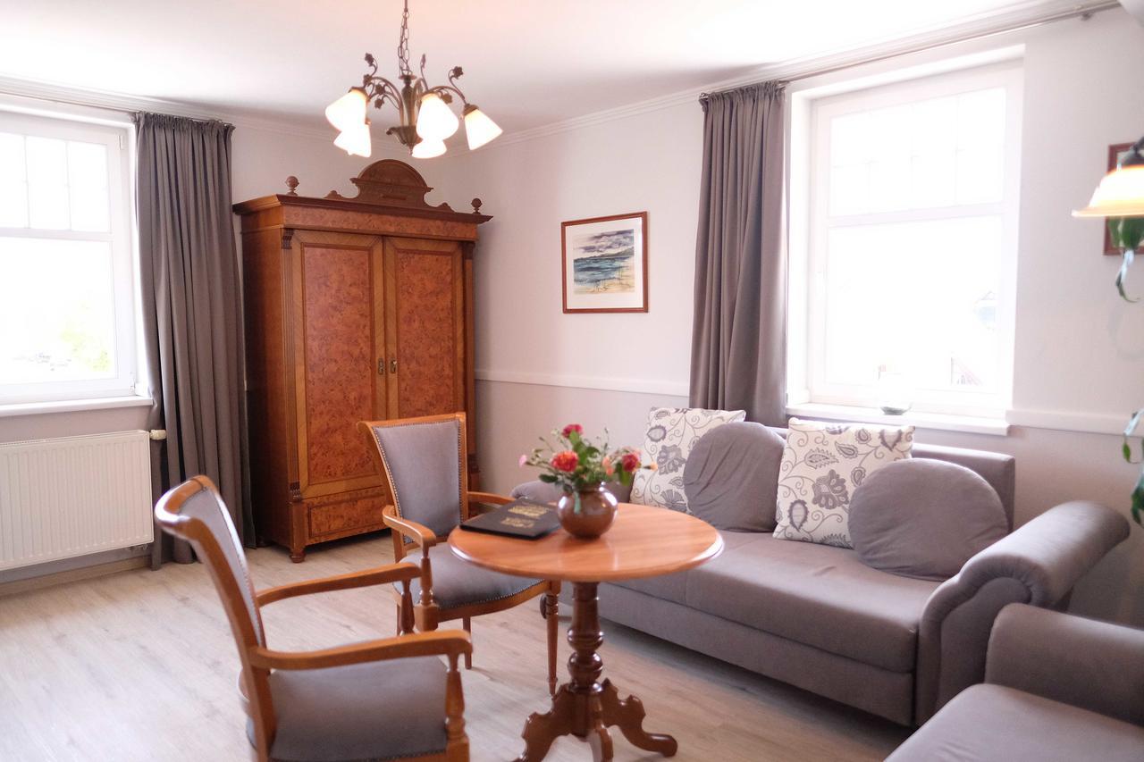 Hotel Zum Strandlaufer อาเรนสโฮพ ภายนอก รูปภาพ